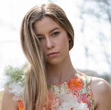 Destiny Gillin Female Model Profile