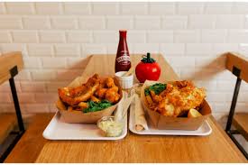 A Case For Fish And Chips In Paris At The Sunken Chip Fish And Chips Restaurant Fish And Chips Street Food