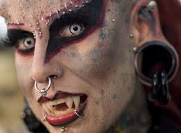 Maria Jose Cristerna: przerażająca wampirzyca, którą pokochały media