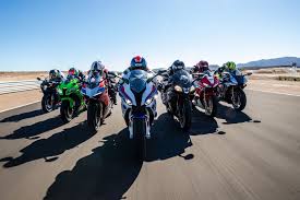 18 october 2020 | 14:59. Vergleichstest 1000cc Supersport 2019 Auf Der Rennstrecke