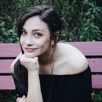 Michelle Ribble's Instagram, Twitter & Facebook