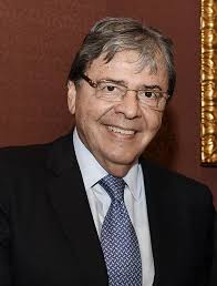 Carlos Holmes's Instagram, Twitter & Facebook