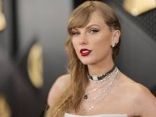 Kendrick Lamar, SZA & TDE Family Score Hometown Triumph