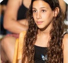 Sandra Ryder's Instagram, Twitter & Facebook