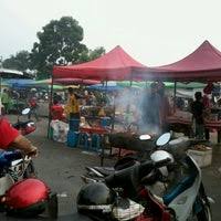 Depan masjid hospital sg buloh, berdepan dengan kuarters hosp sg buloh, sebelah maju tomyam. Bazaar Ramadhan Kg Melayu Sg Buloh Bt 13 1 2