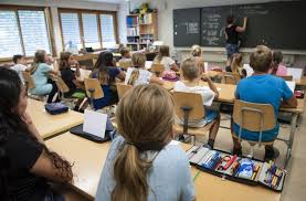 Wie sieht die leistungsdifferenzierung aus? Schulen In Baden Wurttemberg Eltern Verklagen Land Wegen Unterrichtsausfall Baden Wurttemberg Stuttgarter Zeitung
