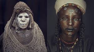 Fotografer Asal Inggris Ini Jelajah Dunia Demi Memotret Suku Paling  Terisolasi di Dunia