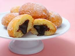 / kue ini memiliki cita rasa yang begitu enak, manis dan lembut. Jual Aneka Kue Basah Jajanan Pasar Snack Box Sidoarjo Murah