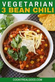 Vegetarian Three Bean Chili In 2020 No Bean Chili Recipes With Kidney Beans Three Bean Chili