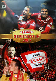 Fuego primigenio se usa para fabricar objetos. Brann Seriemester 2007 Imdb