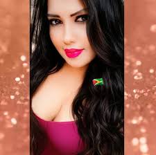 Condolences to entire family may her soul rest in peace😭💔🌹🌹🌹🙏🙏 gone  too soon R.I.P Cindy