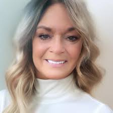 For us it's all about serving you! Our Front Desk team is always ready to  welcome you to paradise. When are you coming?