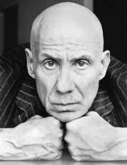 Bucky se întâlnește cu madeleine la un. Biografie Si Carti James Ellroy Serial Readers