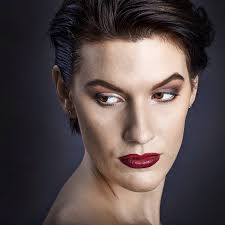 Model|| @tayla_monkhouse looking like a vampy pixie ✨ #makeupartist #vamp  #pixie