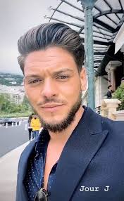 Lundi 27 juillet 2020 à 06:48. Audience Il Etait Une Fois A Monaco Tf1 Le 2 Novembre 2020 Rayane Bensetti Est Medhi Fan De Poker Actualite Tv Nouveautes Tele Com