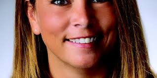 Jennifer Anspach's Instagram, Twitter & Facebook