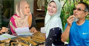 Video tersebut juga telah mendapat perhatian netizen dimana beliau berbual dengan orang luar negara. Dulu Suami M4rah Main Media Sosial Sekarang Tak Sangka Ini Yang Dilakukan Suami Bonda Rozita Kepadanya Himpunan Lawak Kita