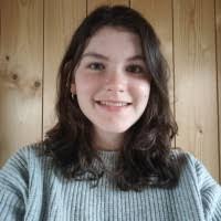 Kira Matthews's Instagram, Twitter & Facebook