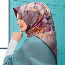 Armine 2018 Ilkbahar Yaz Sezonu Harika Modellerle Acildi Bu Sezonun Cok Konusulacak 7915 Modeli Www Sultanesarp Com Da Siz Esarp Kadin Modasi Kadin