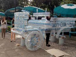 Asegúrate de que esto coincide al ingresar tu número de modelo. Mexico Estudiantes De Diseno Industrial Ganan Un Concurso De Esculturas Con Botellas Recicladas Residuos Profesional