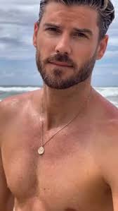 Isabel Quinones (isabelaquinones84)