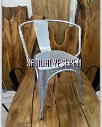 Tolixchair Chair Tolix Tolixsandalye Sandalye Concept Tasarim Krom Chrome Kollu Metal Sac Demir Kutukmasa Mas 2020 Acapulco Sandalye Sandalye Ev Icin