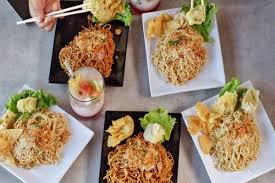Demikian resep mie goreng,semoga dapat menambah inspirasi daftar makanan yang anda perlukan setiap hari. Resep Mie Goreng Pedas Kekinian Yang Lezat
