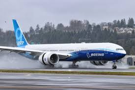 It is attempting to have the plane. Second Boeing 777x Test Aircraft Completes First Flight Airlinegeeks Com