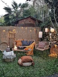 Garten Gartendeko Outdoor Couchliebt Abendstimm In 2020 Hintergarten Garten Deko Feuerstelle Garten