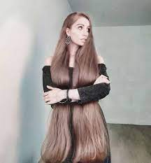 1.5 long hair with middle part. Long And Sexy Hair