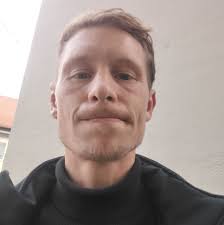 Deep in thought new video out know !!!! #bizarre #d12 #smokehouse #hiphop