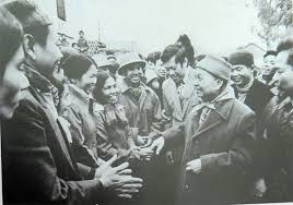 .miễn nhiệm gồm tổng thư ký, chủ nhiệm văn phòng quốc hội nguyễn hạnh phúc; Tá»•ng Bi ThÆ° TrÆ°á»ng Chinh NgÆ°á»i Chiáº¿n SÄ© Cá»™ng Sáº£n Máº«u Má»±c NgÆ°á»i Há»c Tro Xuáº¥t