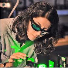 Underwater Optics Innovationsp. 16 Photonics Research Clams Up p. 22 Subsea  Fiber Optic Cables Enable Deep-Ocean Sciencep. 28