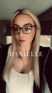 Danielle Stark (@daniellestark6)