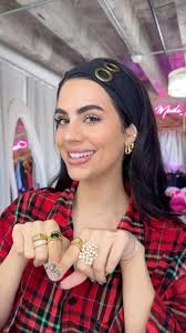 Via @jamiesoneileen Women putting their boyfriends through a test to see if  they have basic cleaning skills and these men failing said test is ... are  the straights okay?!????? And what are