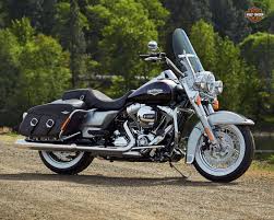 Harley Davidson Road King Wallpaper High Quality Resolution D4l Road King Classic Harley Davidson Motorcycles Harley Davidson Art