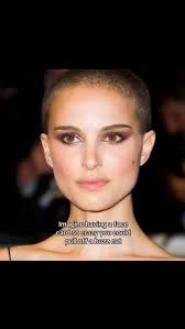 My hair predictions for 2026 . . #hairtrends #hair2026 #hairtrends2026  #iconixhair #golidiehawn #demimoore #victoriabeckham #michellewilliams