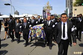 台灣就業通人生職涯好夥伴，企業徵才好幫手、求職網提供求職者多元化職缺、就業新聞、徵才活動訊息、產業、分眾與計畫專區、政策資源、職涯評測、升學就業地圖等豐富資訊，是您職涯發展路上的好夥伴。taiwanjobs findjob website provides diversity job openings, job information, recruitment events. Rgj5q2kyjtwxbm