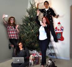 Family christmas photoshoot, how to nail the family christmas photo, funny family christmas card, christmas photo, family christmas photoshoot, christmas with family, family fun, funny christmas photo, fun christmas photo, silly christmas photo, christmas family photo, christmas card photo ideas for couples, amazing christmas portreits ideas, cute family christmas pictures ideas #. Funny Christmas Cards Family Photos