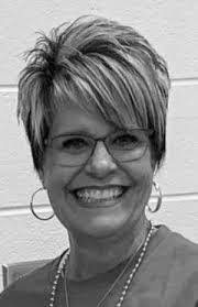 Ginger Arnold's Instagram, Twitter & Facebook