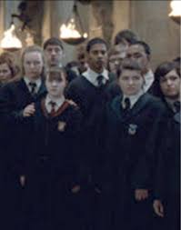 Twitter/warner bros)dani harmer may be best known for playing tracy beaker, but turns out she was also in harry potter and the philosopher's stone once upon a time. 0hmgyujzwm1tlm