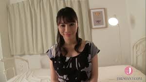 動画］【横山紗江子】46歳の巨尻奥様が初浮気AV応募出演！可愛らしい性格で貧乳巨尻のボディチェック | エッチな写真