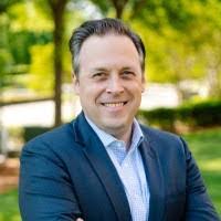 Chris Eirich's Instagram, Twitter & Facebook