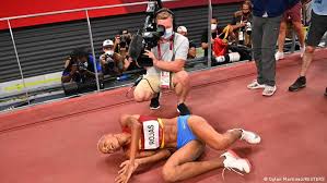 Rojas jumped 15.67 metres on her sixth and final jump in. L6q Kz68niubrm