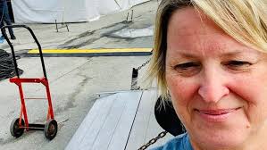 Les gens de Par-en-Bas se préparent pour le grand spectacle du 15 août