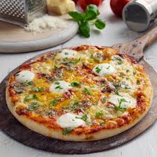 Pizza Quatre Fromages Recette Au Fromage Recette Recette Pizza Recette Idee Repas Rapide