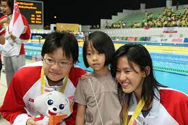 Azalea said she was witness to the same behavior britney detailed in regards to her father. she is not exaggerating or lying. Photo Added Quah Ting Wen Com