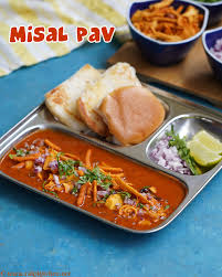 #misalpav #misalmasalapowder #maharashtrianstreetfood misal pav is famous street food from maharashtra, in which sprouted beans are cooked with ingredients: Misal Pav Misal Recipe Raks Kitchen