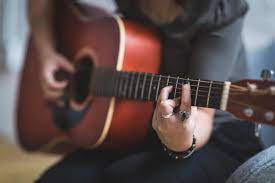 Mixing Acoustic Guitar: How To Get Professional Tones