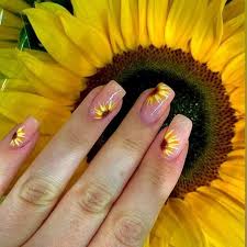 SunFlower Nail Art - Classy stylish sunflower nails | Sunflower nails, Sunflower  nail art, Lavender nails